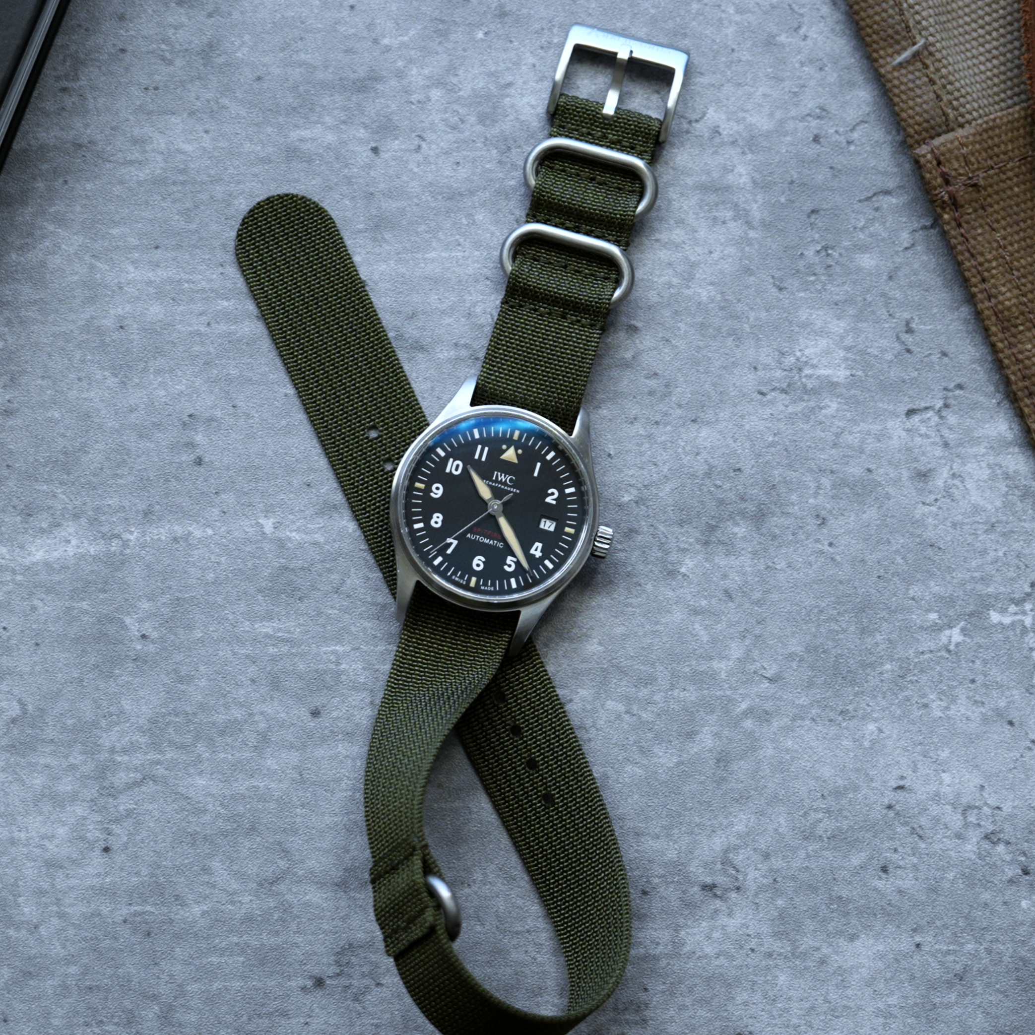 www.anachronist.shop